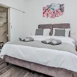 Schoenes Haus In - Cda400