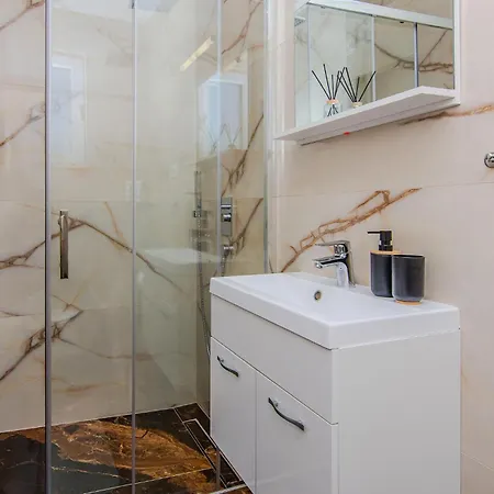 Schoenes Haus In - Cda400 Дом отдыха *