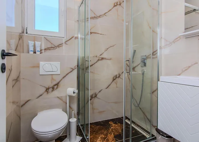 Schoenes Haus In - Cda400