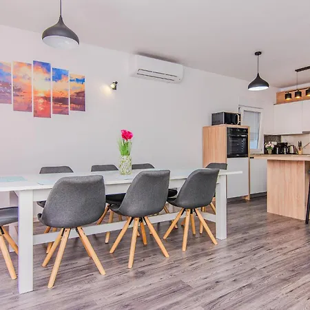 Holiday home Schoenes Haus In - Cda400