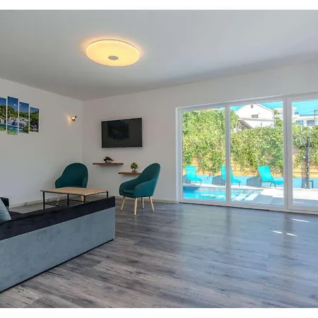 Schoenes Haus In - Cda400 Holiday home Vir