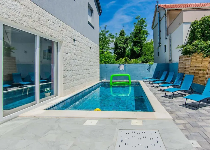 Schoenes Haus In - Cda400