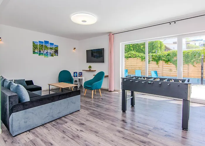 Schoenes Haus In - Cda400 *